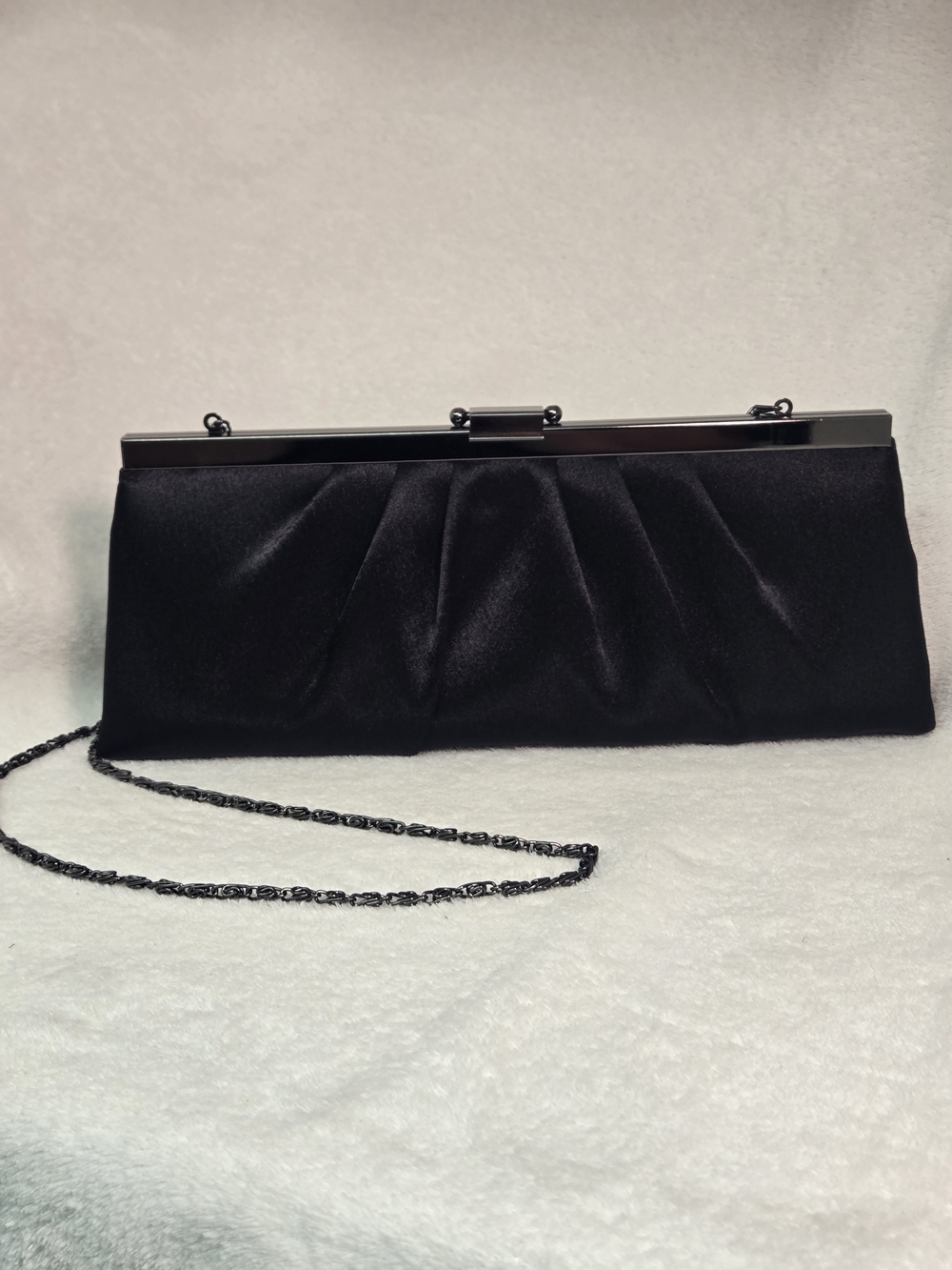 Vintage Elegant Black Satin Evening Clutch with Chain Strap
